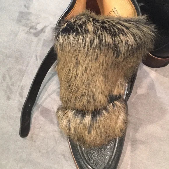 Coach Stylish Black and Brown Fur-Trimmed Women's Shoes - Picture 5 of 7